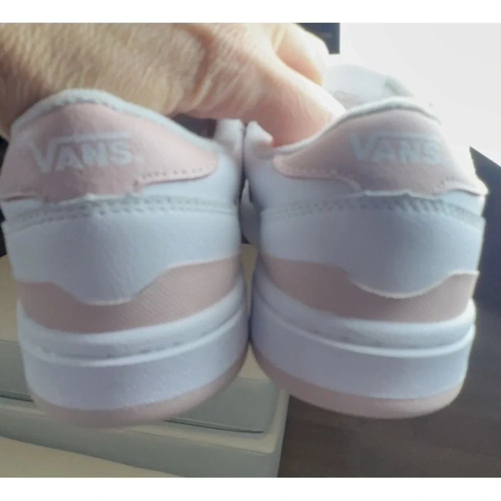 Vans Lowland 2.0 White/Sepia Rose Size 7.5W 6M EUC